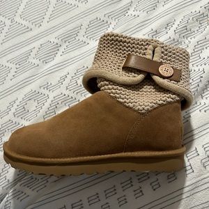 UGG Shaina sweater cuff boots (cognac - size 11)
